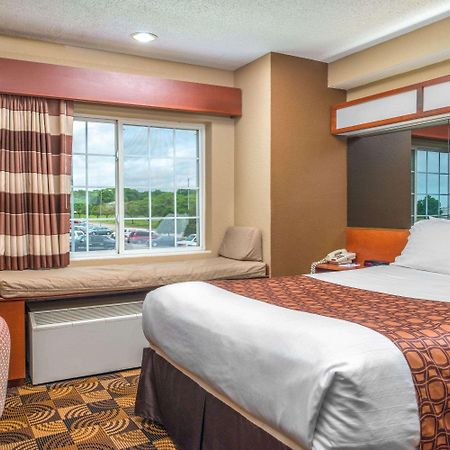Microtel Inn & Suites Lincoln Eksteriør bilde